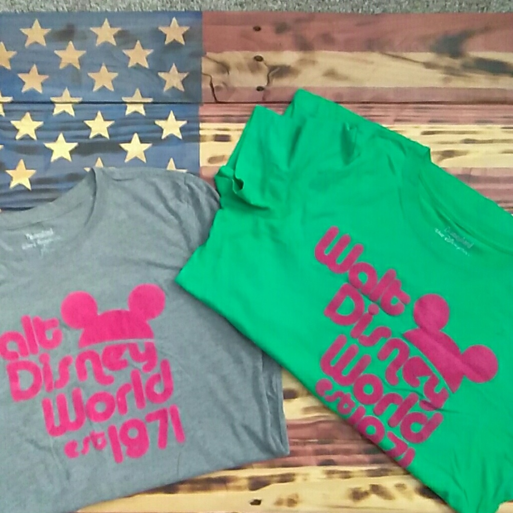 Vintage Wlat Disney T-shirts bundle x2
